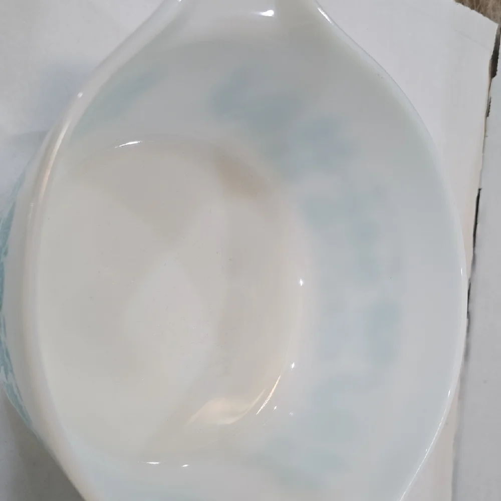 Pyrex Amish Butterprint Nesting Multi Use Bowls. 2 Pc. EUC - Picture 6 of 7